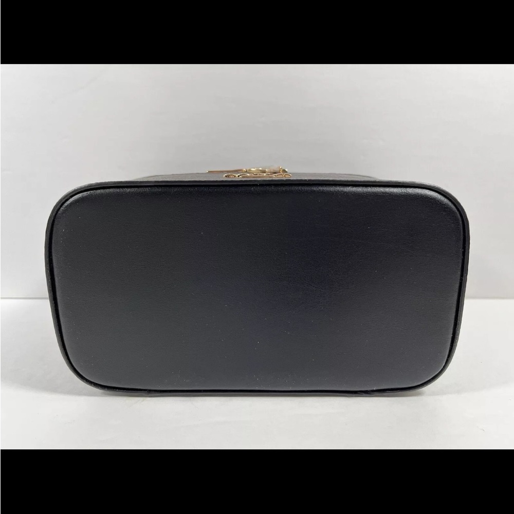 Sold Coach Cosmetic Case In Signature Canvas CW728- Walnut/Black NWT - Picture 3 of 7